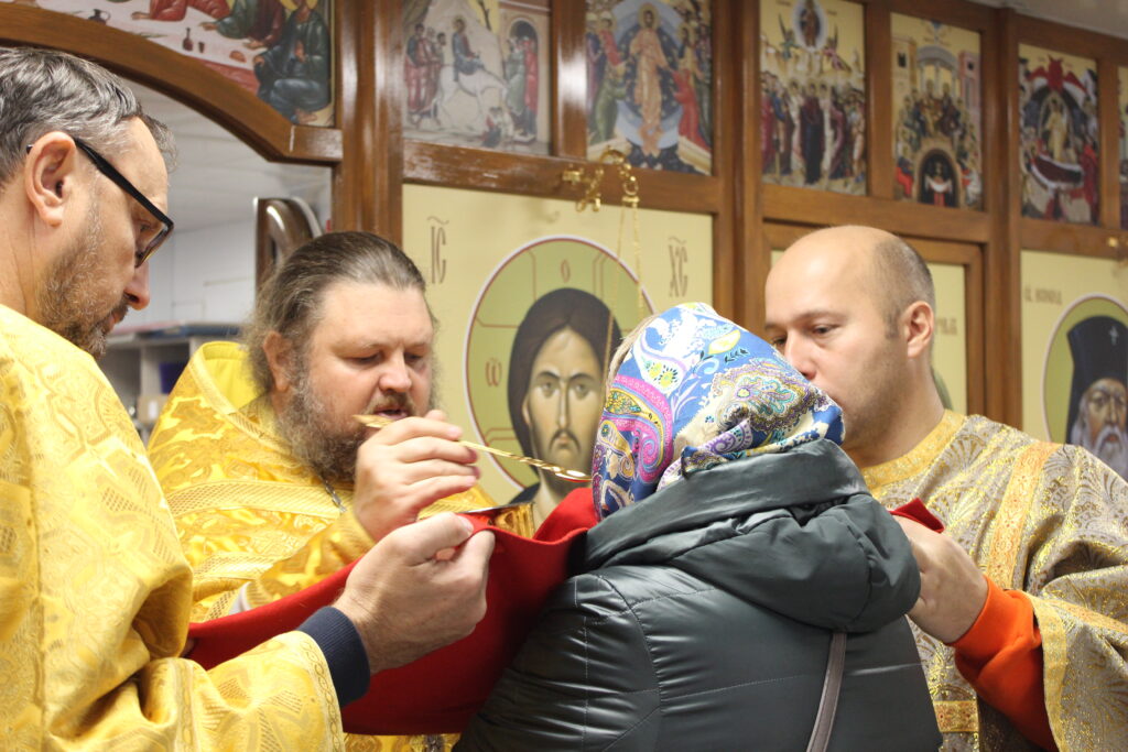 ВОСКРЕСНАЯ БОЖЕСТВЕННАЯ ЛИТУРГИЯ