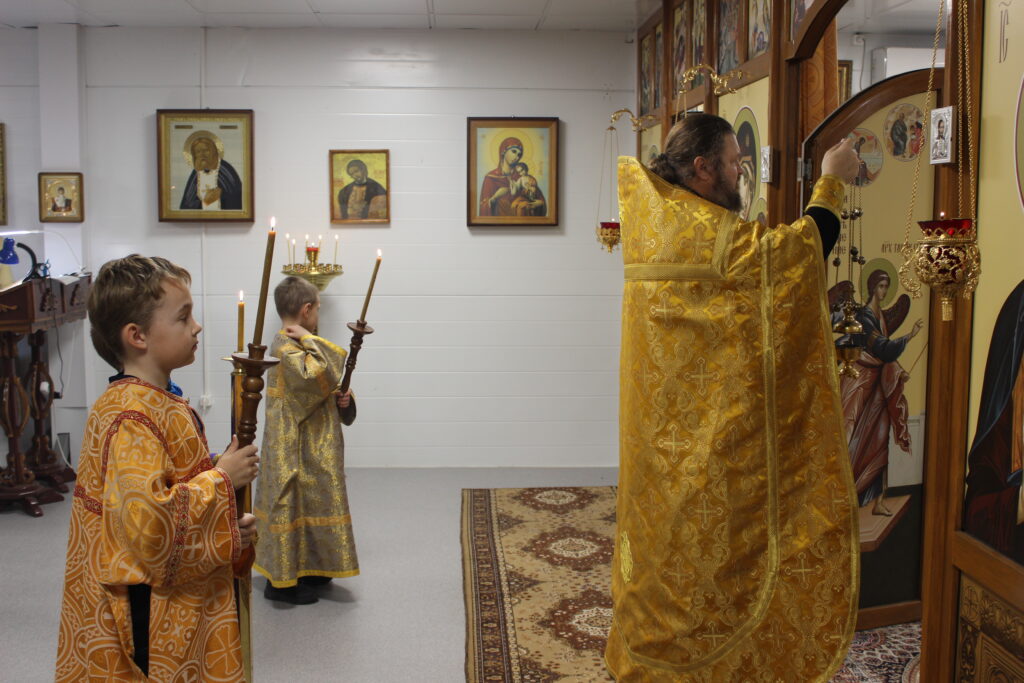 ВСЕНОЩНОЕ БДЕНИЕ В ДЕНЬ ПАМЯТИ VII ВСЕЛЕНСКОГО СОБОРА И ИВЕРСКОЙ ИКОНЫ БОЖЬЕЙ МАТЕРИ