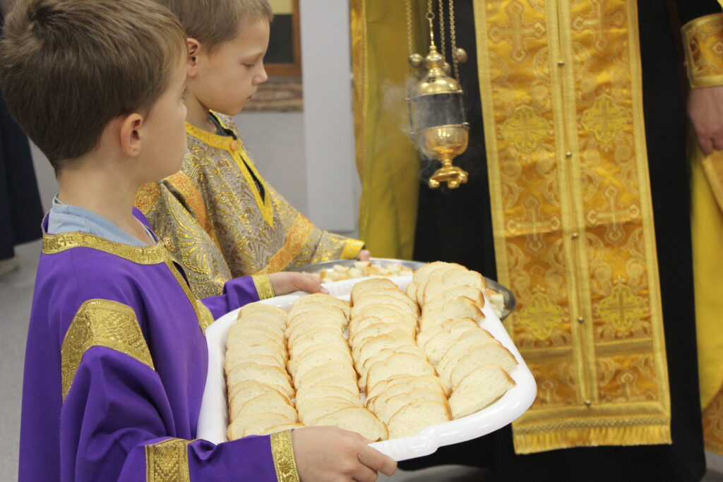 ВСЕНОЩНОЕ БДЕНИЕ В ДЕНЬ ПАМЯТИ VII ВСЕЛЕНСКОГО СОБОРА И ИВЕРСКОЙ ИКОНЫ БОЖЬЕЙ МАТЕРИ