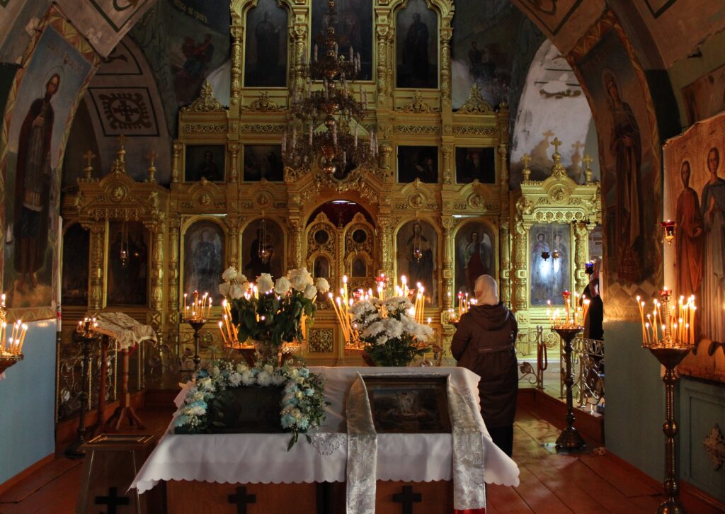 БОЖЕСТВЕННАЯ ЛИТУРГИЯ В ДЕНЬ ПАМЯТИ СВЯТЫХ КОСМЫ И ДАМИАНА АСИЙСКИХ