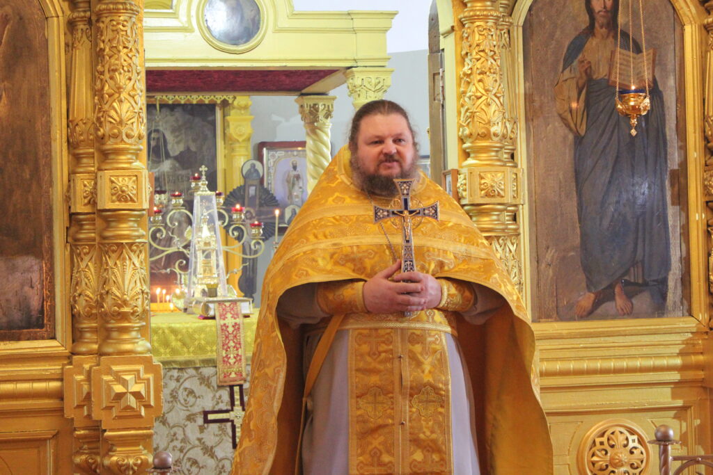 БОЖЕСТВЕННАЯ ЛИТУРГИЯ В ДЕНЬ ПАМЯТИ СВЯТЫХ КОСМЫ И ДАМИАНА АСИЙСКИХ