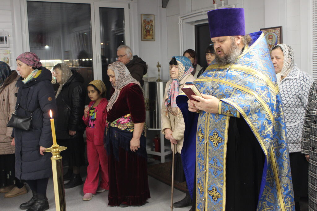 ВСЕНОЩНОЕ БДЕНИЕ НА ПРАЗДНИК ВВЕДЕНИЯ ВО ХРАМ ПРЕСВЯТОЙ БОГОРОДИЦЫ