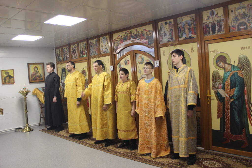 БОЖЕСТВЕННАЯ ЛИТУРГИЯ В ДЕНЬ ПАМЯТИ ПРОРОКА НАУМА