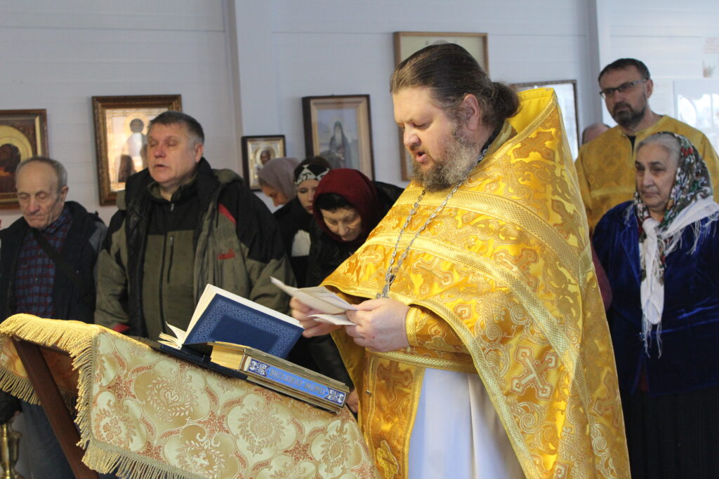 БОЖЕСТВЕННАЯ ЛИТУРГИЯ В ДЕНЬ ПАМЯТИ ПРОРОКА НАУМА