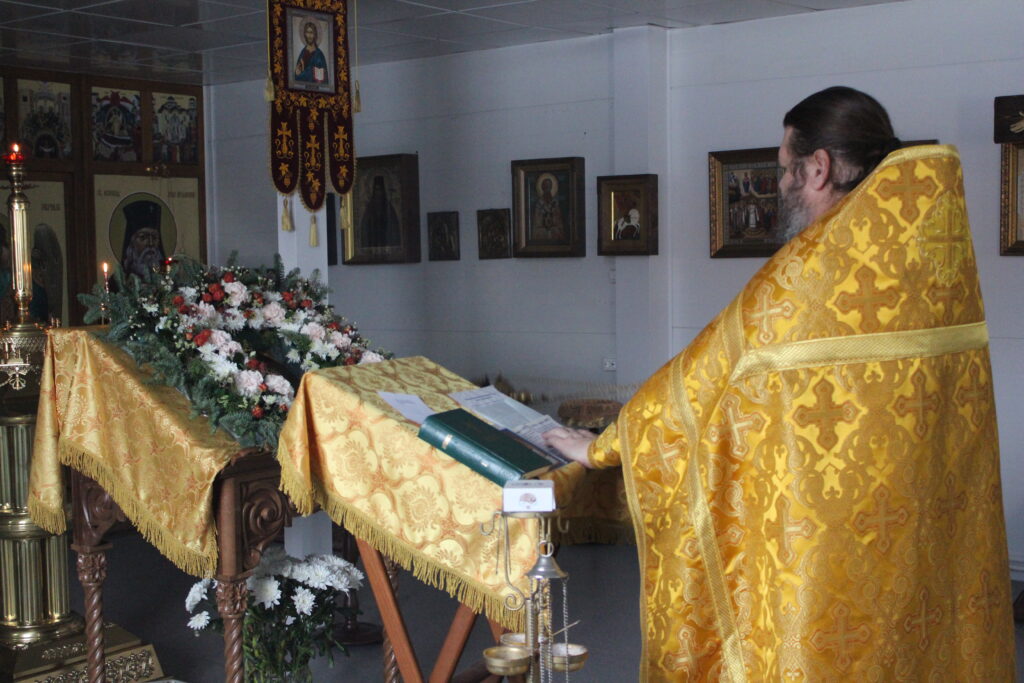 АКАФИСТ СВЯТИТЕЛЮ ЛУКЕ КРЫМСКОМУ