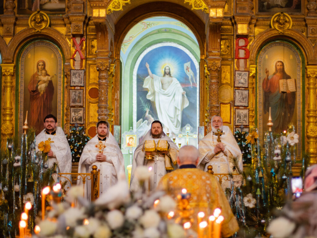 ПРЕСТОЛЬНЫЙ ПРАЗДНИК В СЕЛЕ СЕЛЕЗНИ