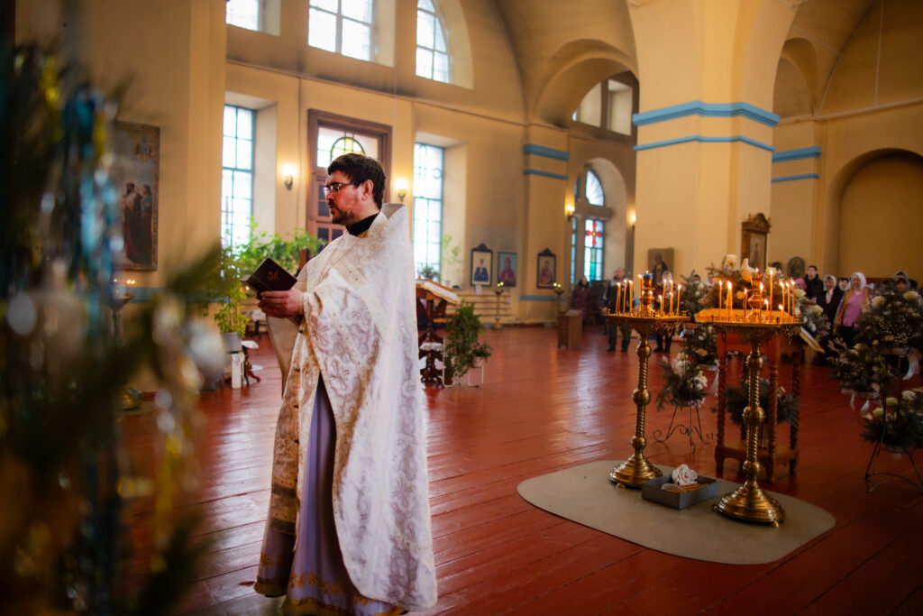 ПРЕСТОЛЬНЫЙ ПРАЗДНИК В СЕЛЕ СЕЛЕЗНИ