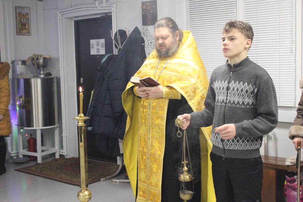 ВСЕНОЩНОЕ БДЕНИЕ В ДЕНЬ ПАМЯТИ ВЕЛИКОМУЧЕНИЦЫ АНАСТАСИИ