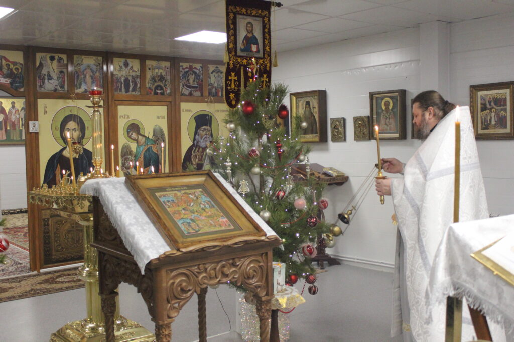 БОГОСЛУЖЕНИЕ РОЖДЕСТВЕНСКОГО СОЧЕЛЬНИКА