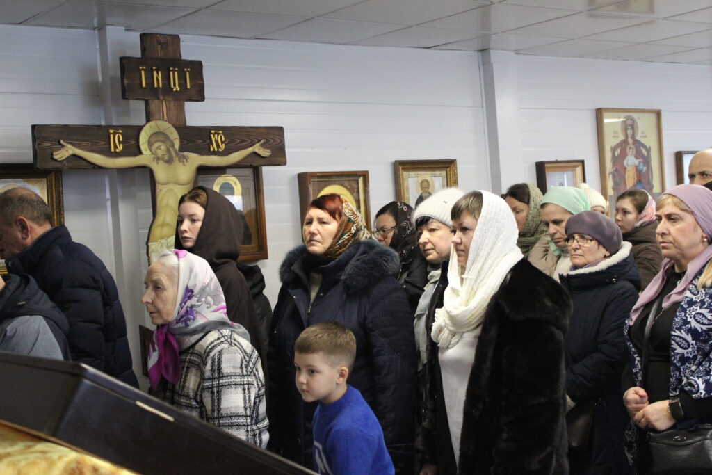 БОЖЕСТВЕННАЯ ЛИТУРГИЯ ДЕНЬ СОБОРА НОВОМУЧЕНИКОВ И ИСПОВЕДНИКОВ ЦЕРКВИ РУССКОЙ