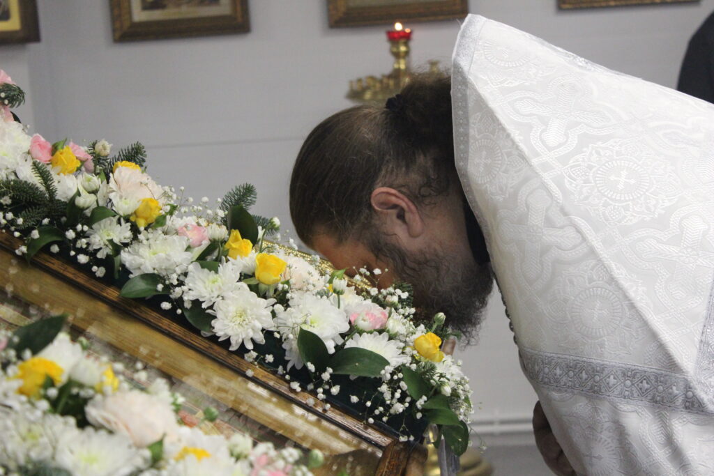 ВСЕНОЩНОЕ БДЕНИЕ НА СРЕТЕНИЕ ГОСПОДНЕ