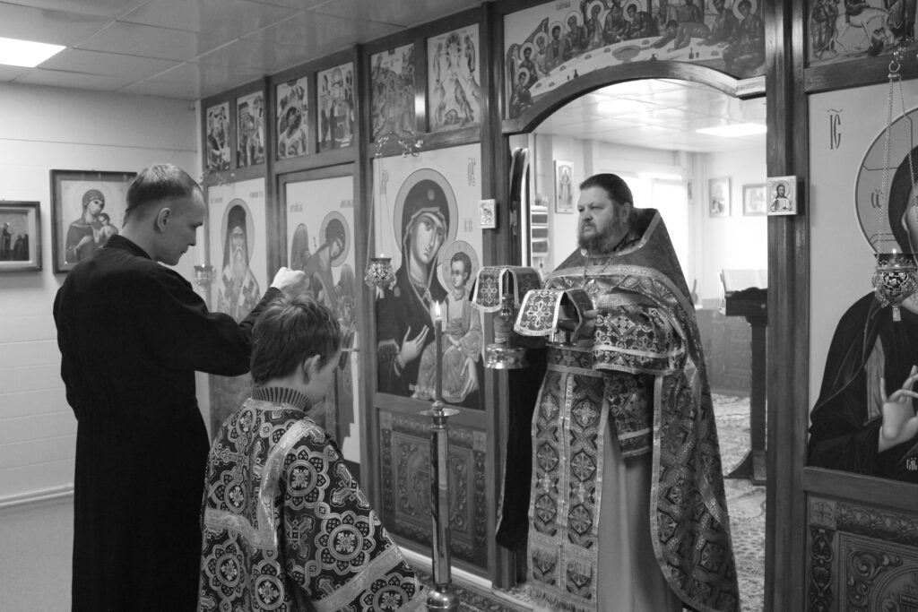 БОЖЕСТВЕННАЯ ЛИТУРГИЯ В ДЕНЬ ПАМЯТИ ИВЕРСКОЙ ИКОНЫ