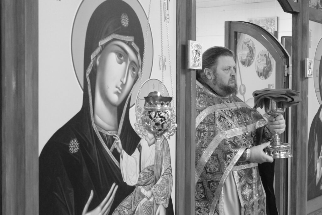 БОЖЕСТВЕННАЯ ЛИТУРГИЯ В ДЕНЬ ПАМЯТИ ИВЕРСКОЙ ИКОНЫ