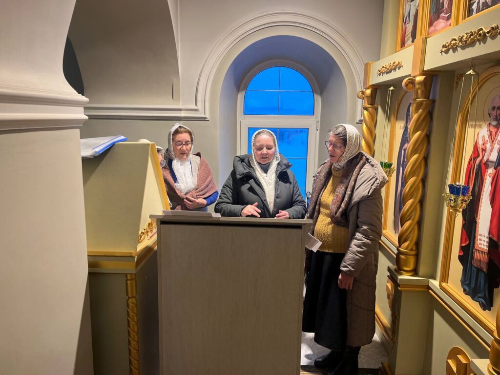 ТОРЖЕСТВЕННАЯ ЛИТУРГИЯ НА ПРЕСТОЛЬНЫЙ ПРАЗДНИК