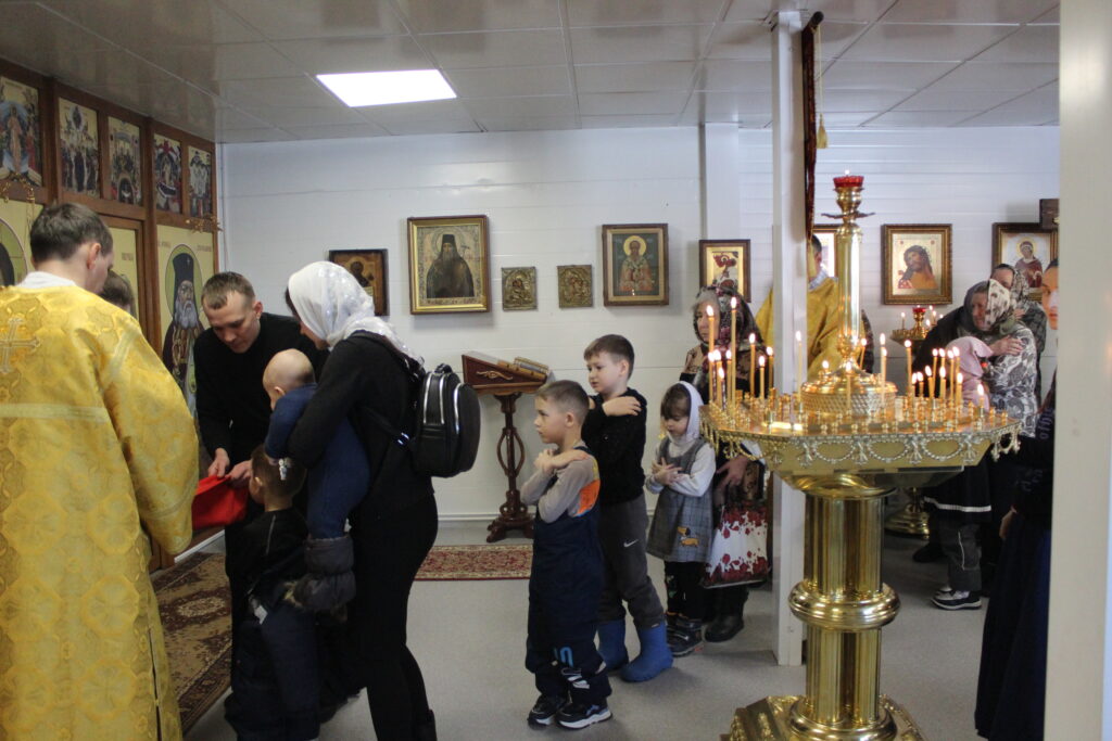 БОЖЕСТВЕННАЯ ЛИТУРГИЯ НА РОДИТЕЛЬСКУЮ СУББОТУ