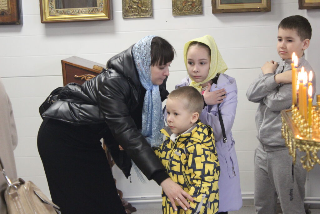 Божественная литургия на родительскую субботу.
