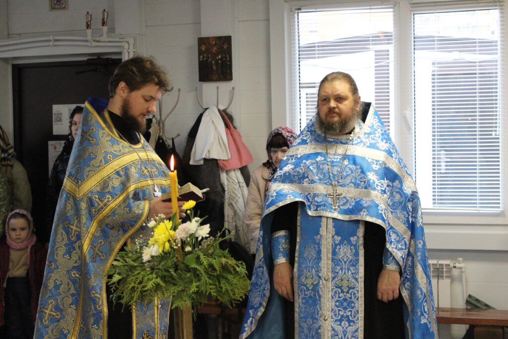 Всенощное бдение в праздник Благовещения Пресвятой Богородицы.
