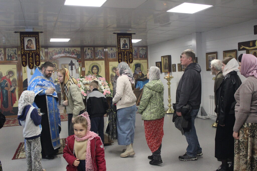 Всенощное бдение в праздник Благовещения Пресвятой Богородицы.