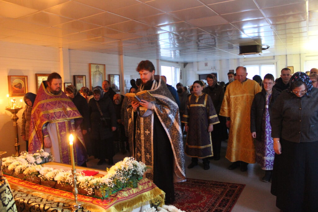 ВЕЛИКАЯ ПЯТНИЦА. ПОГРЕБЕНИЕ ПЛАЩАНИЦЫ.