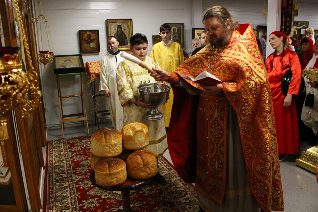 ПАСХАЛЬНОЕ БОГОСЛУЖЕНИЕ