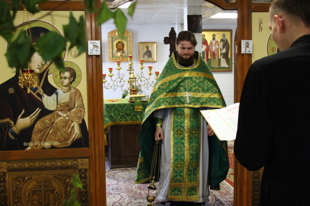 Божественная литургия в день памяти Ксении Петербургской.