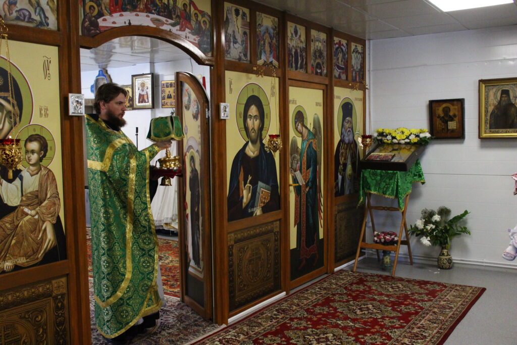 Божественная литургия в день памяти Ксении Петербургской.