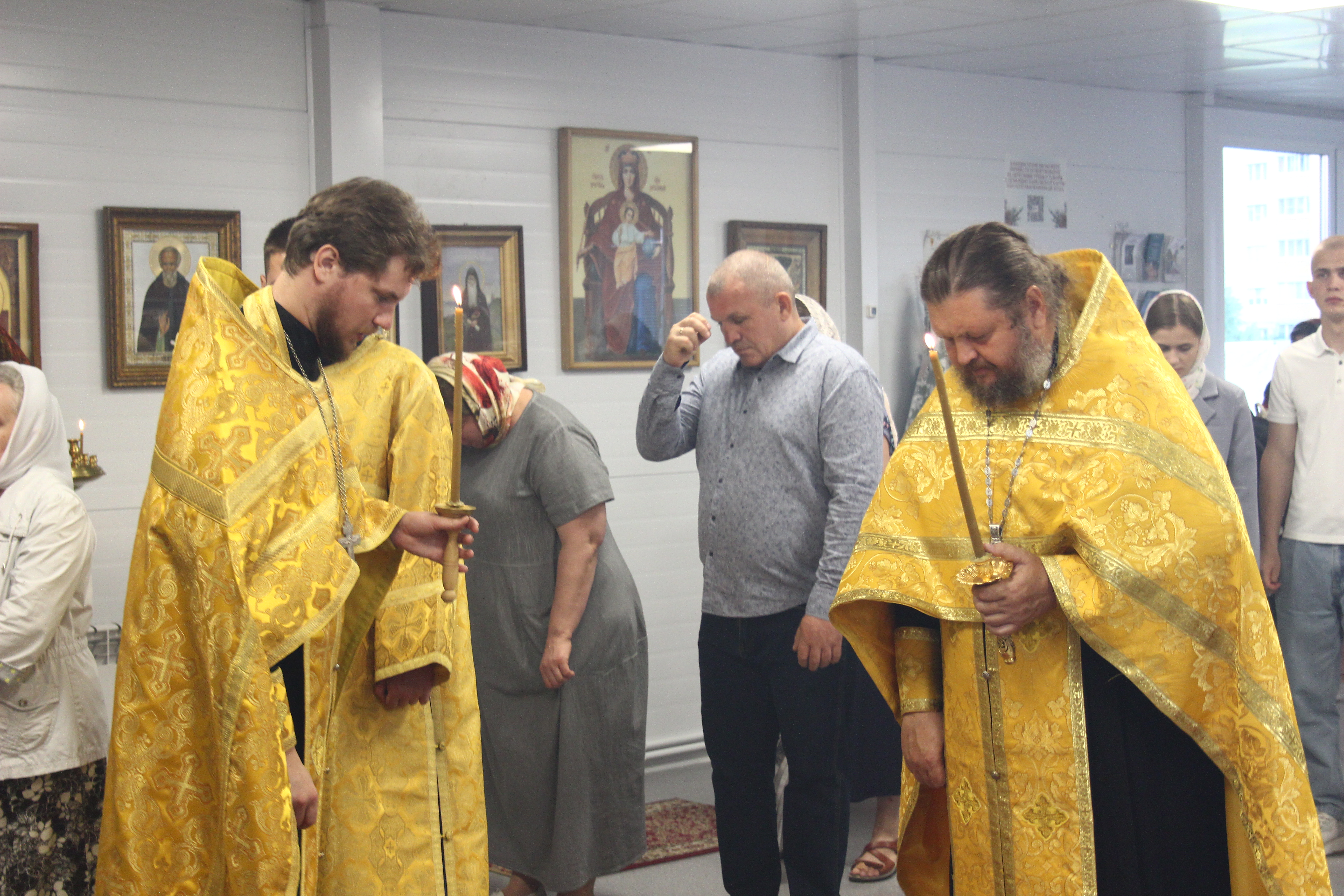 Всенощное бдение в день памяти первоверховных апостолов Петра и Павла