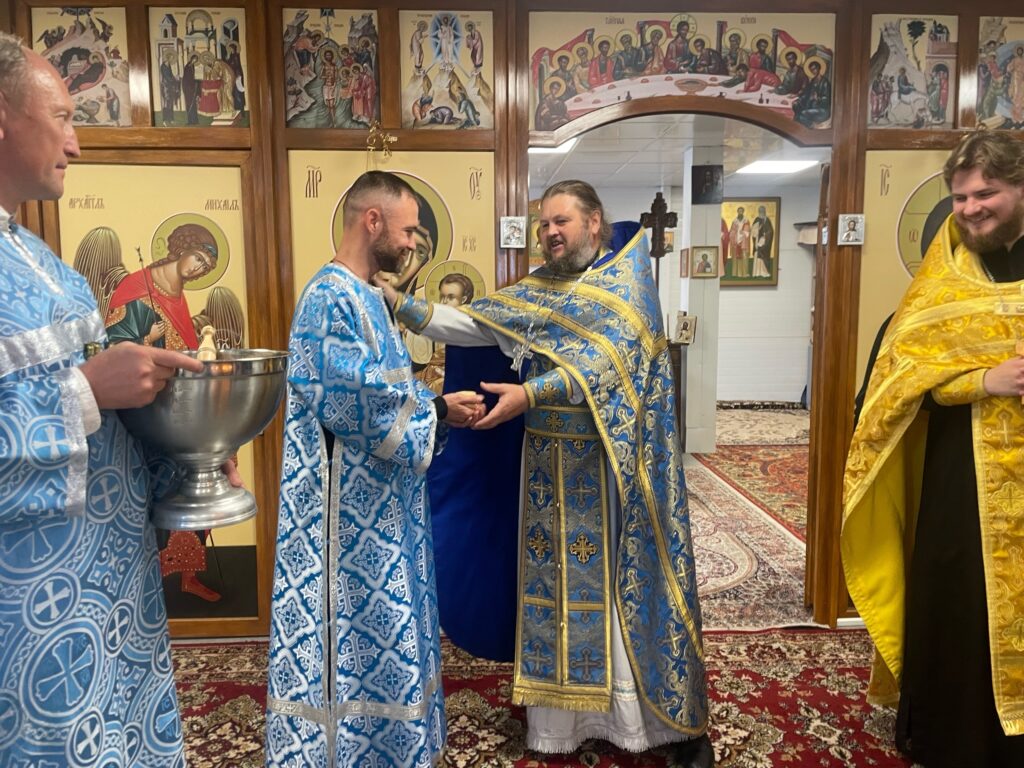 Божественная литургия в праздник Рождества Пресвятой Богородицы