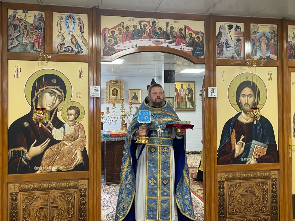 Божественная литургия в праздник Рождества Пресвятой Богородицы