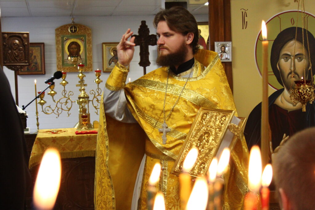 Божественная литургия в день памяти мученицы Харитины Амисийской.